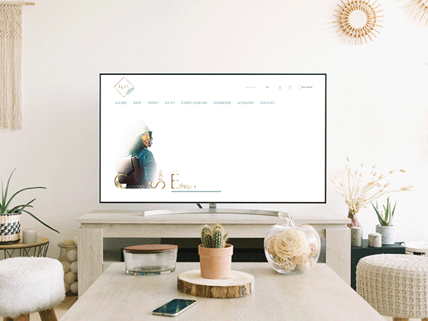 Animation montrant le design et la navigation du site web des 3 L, concept store de mode éthique et végane